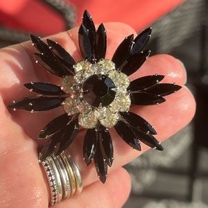 Antique signed Brooch Gorgeous Judy lee.